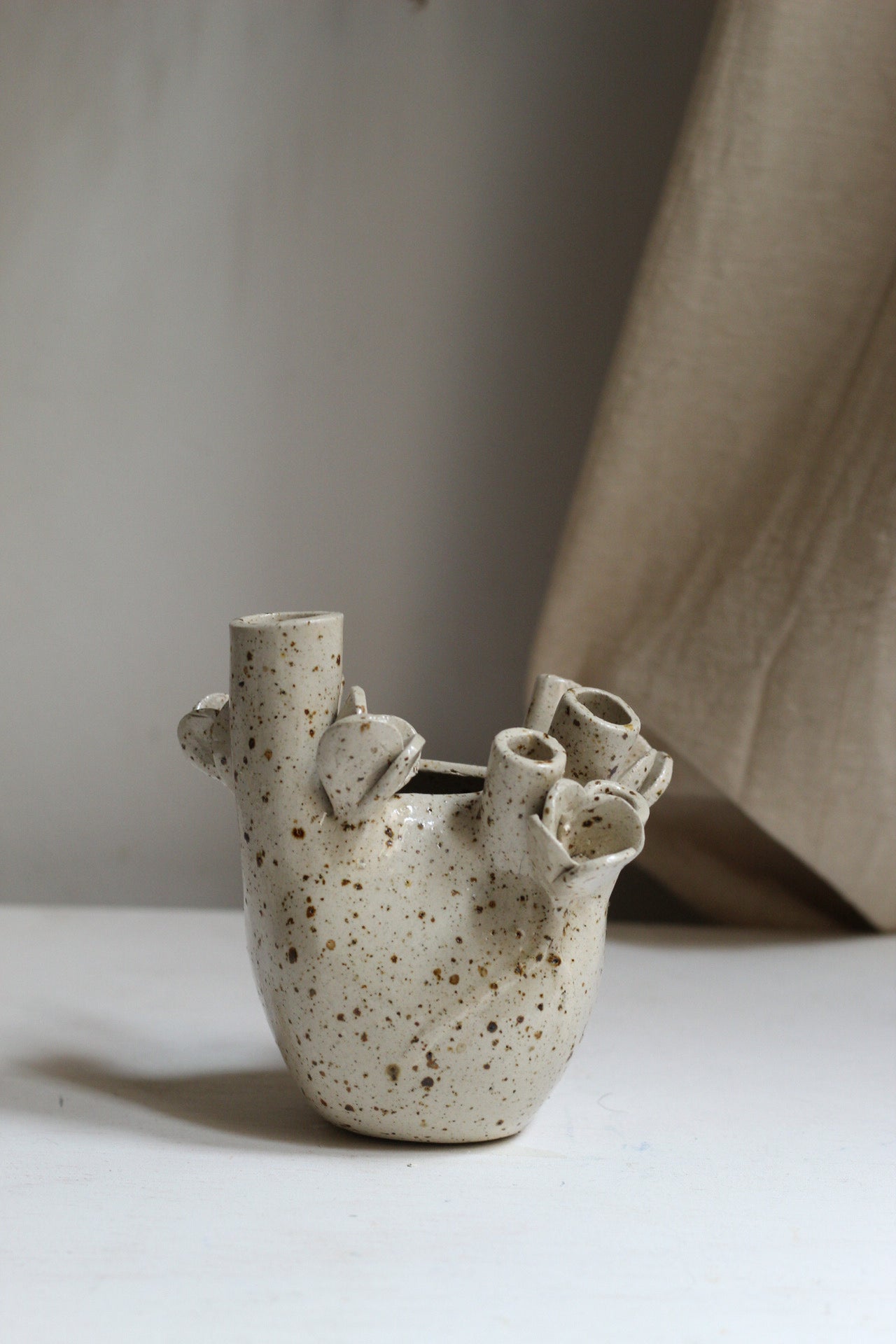 Corazón raro florecido